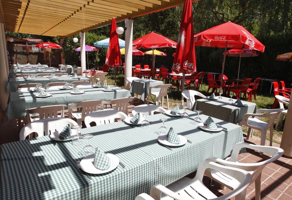 Camping Fuentes Blancas Burgos Luaran gambar